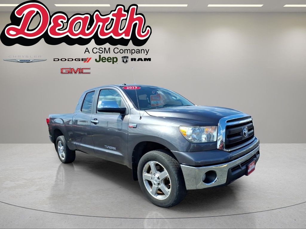 Magnetic Gray Metallic 2013 Toyota Tundra Pickup Truck Four-Wheel Drive 6-Speed Automatic Overdrive