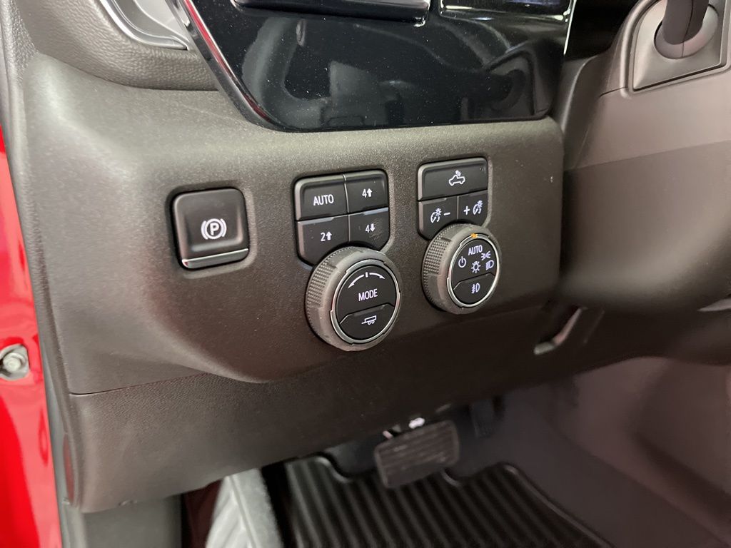 2025 Chevrolet Silverado 1500 RST 27