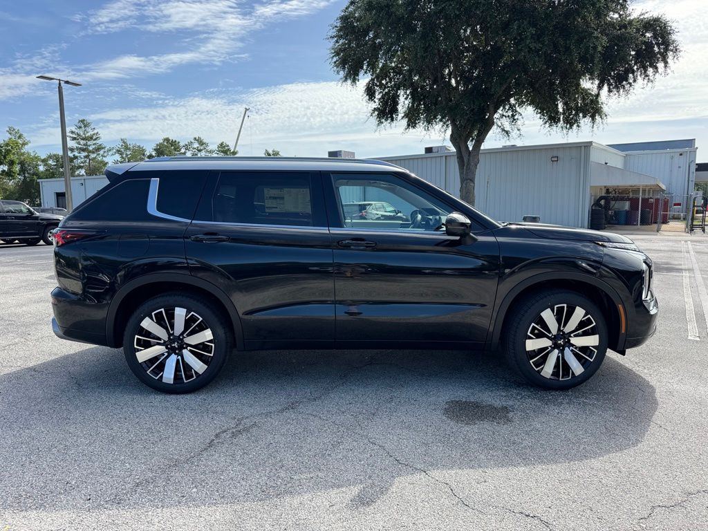 New 2025 Mitsubishi Outlander SUV