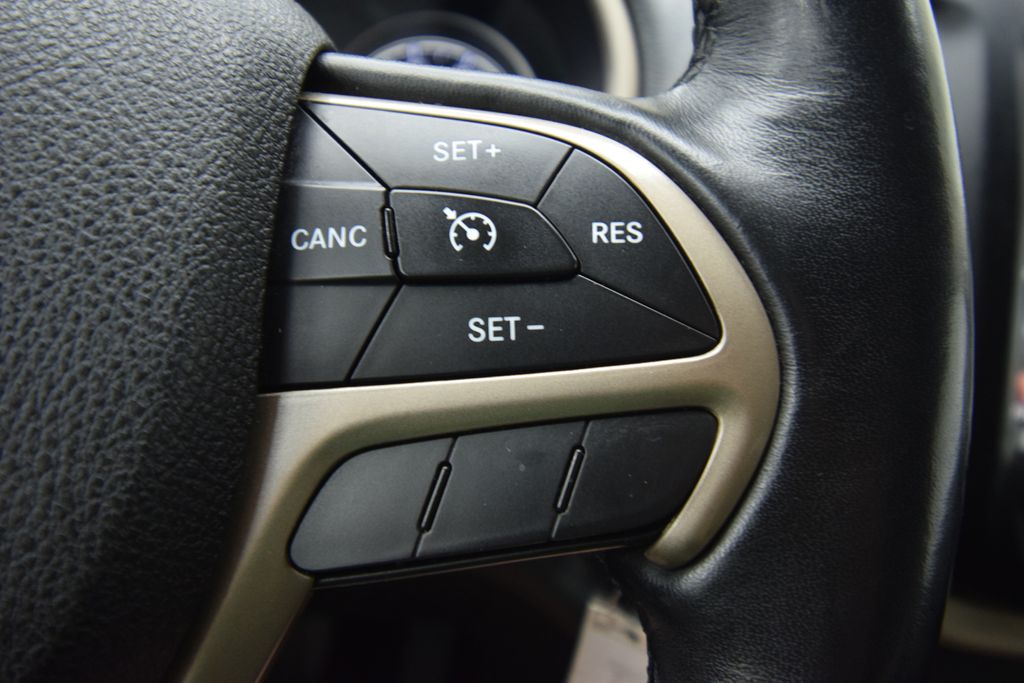 used 2015 Jeep Cherokee car, priced at $8,500