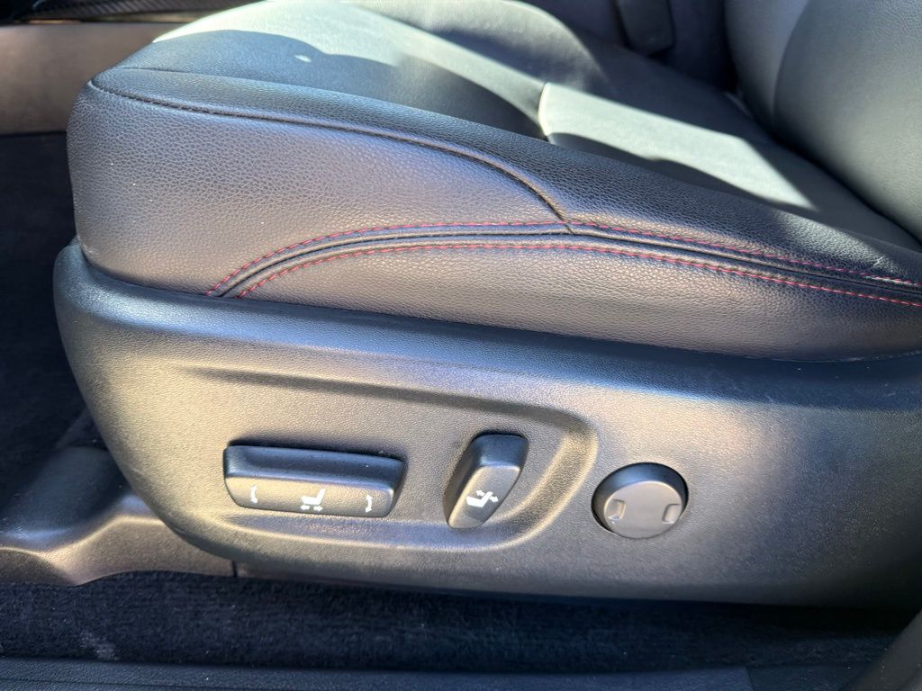 Thumbnail: 2022 Toyota 4Runner - 15