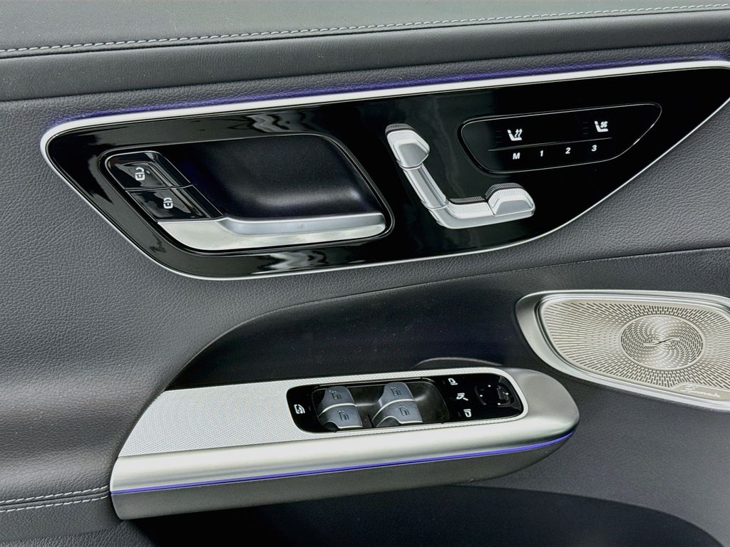 Thumbnail: 2027 Mercedes-Benz GLC - 23