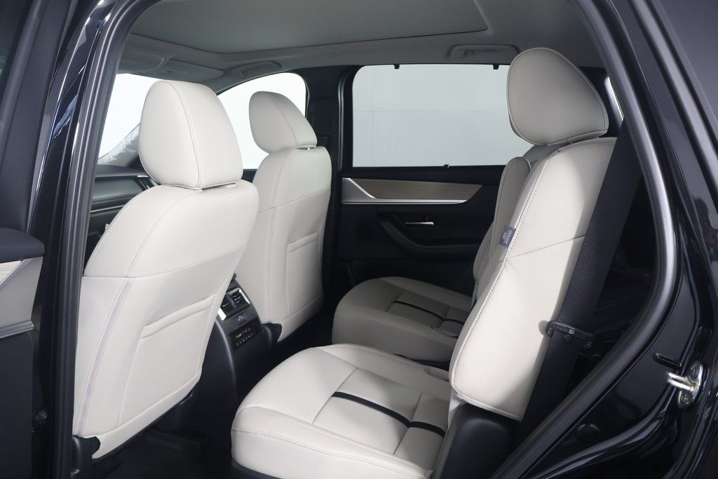 2025 Mazda CX-90 Premium 6
