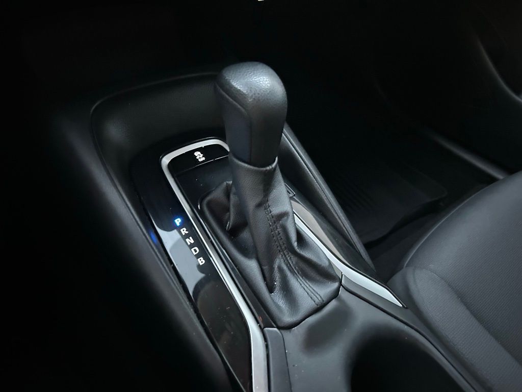 Thumbnail: 2025 Toyota Corolla - 25