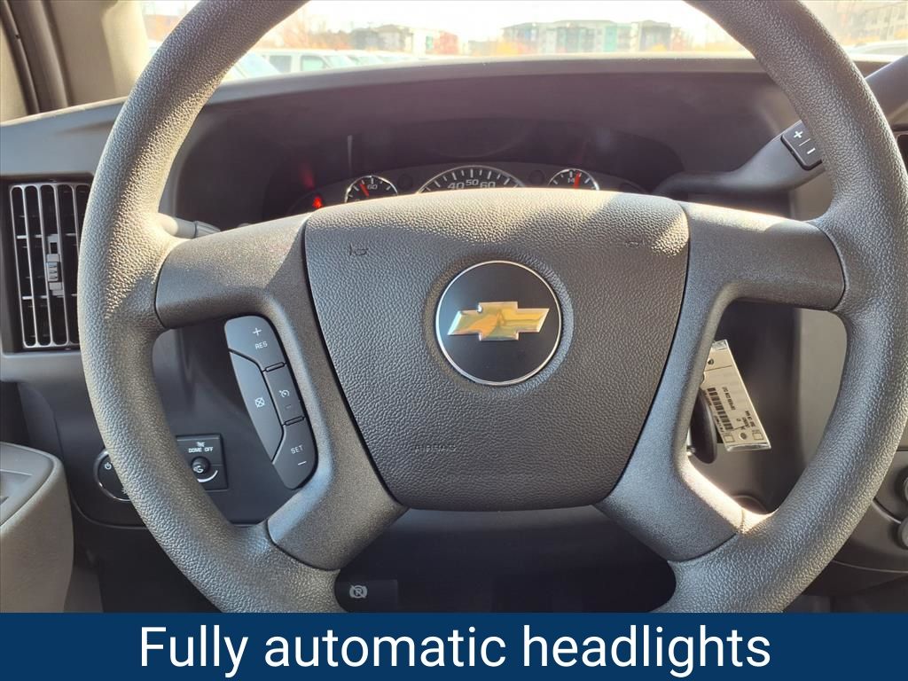 ChevroletExpress Cutaway13