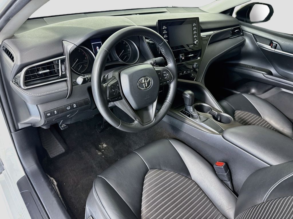 Thumbnail: 2021 Toyota Camry - 9