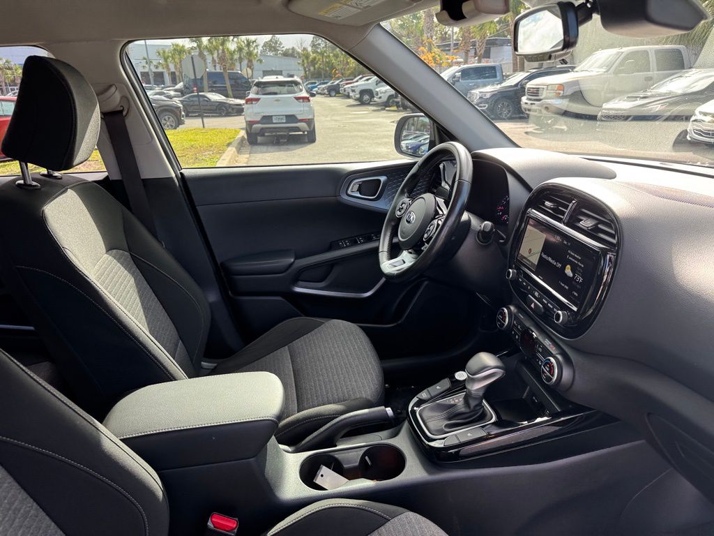 2020 Kia Soul EX 26