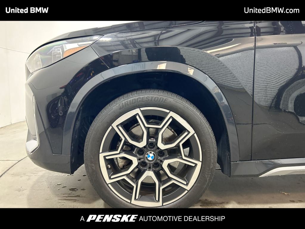 Thumbnail: 2023 BMW X1 - 10