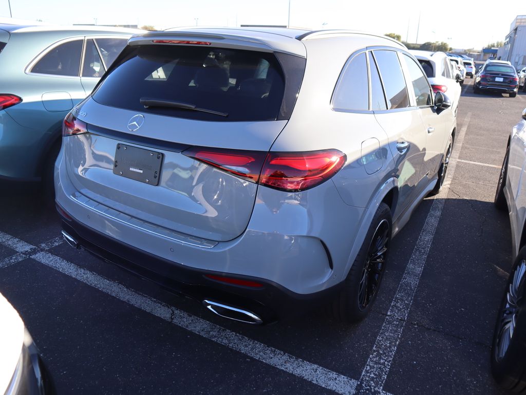 Thumbnail: 2026 Mercedes-Benz GLC - 3