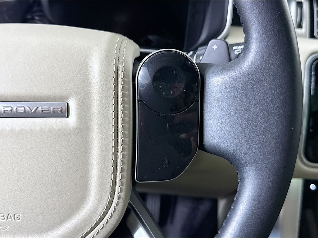 Thumbnail: 2020 Land Rover Range Rover - 12