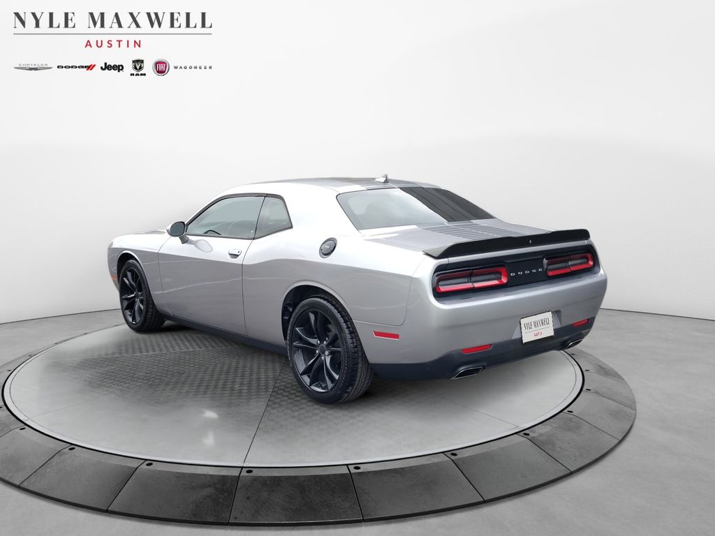 Used Car 2016 Dodge Challenger  Sxt For Sale Under $20,000 In Austin, Texas