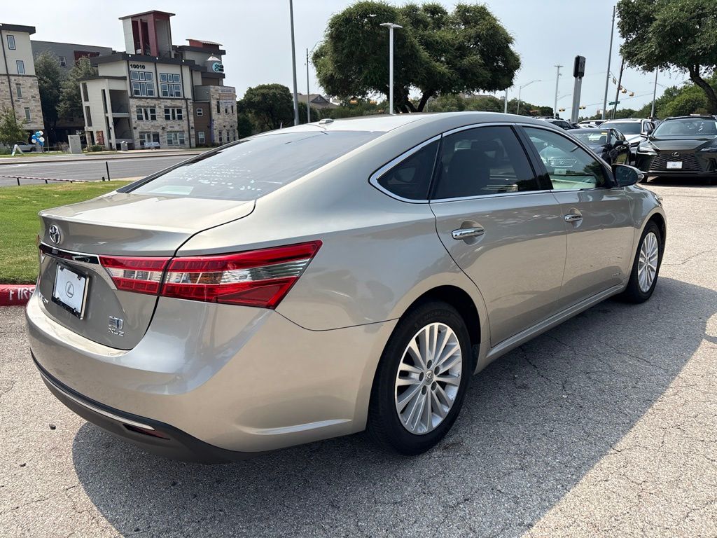 Thumbnail: 2014 Toyota Avalon - 5
