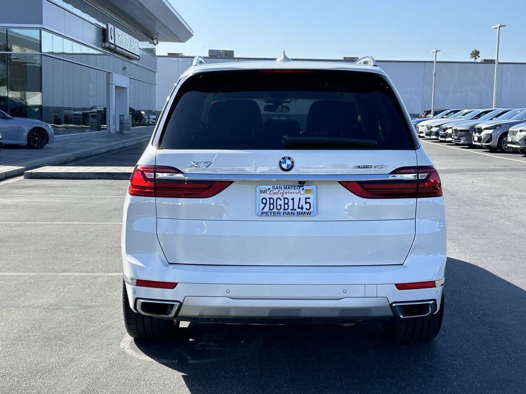 2022 BMW X7 xDrive40i 4