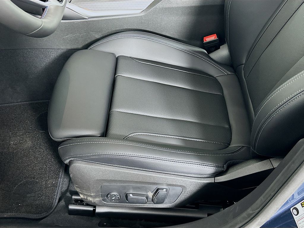 2025 BMW 3 Series M340i 21