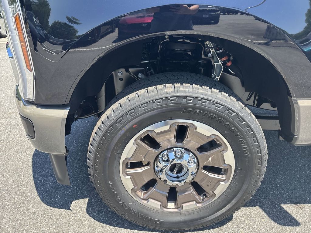 New 2026 Agate Black Metallic Ford F-350® King Ranch® image 19