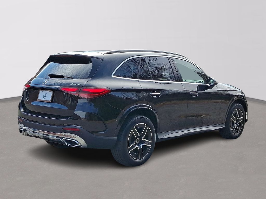 Thumbnail: 2026 Mercedes-Benz GLC - 4
