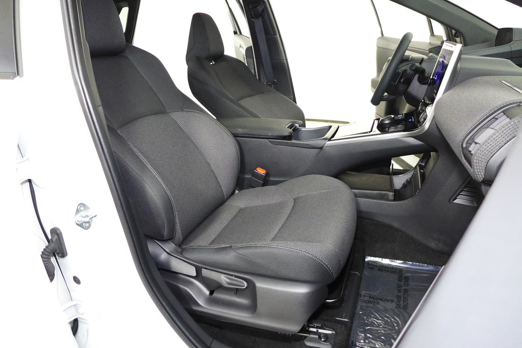 2024 Subaru Solterra Premium 18
