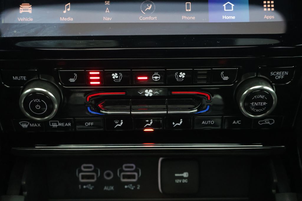 Thumbnail: 2024 Jeep Grand Cherokee - 17