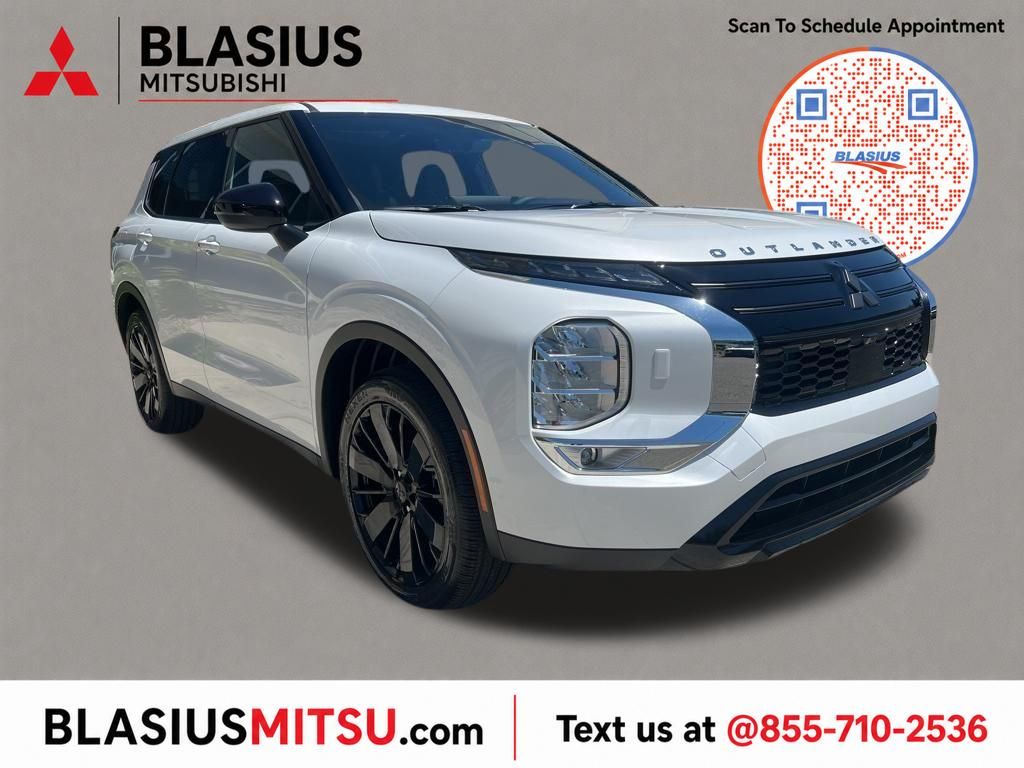 White Diamond 2026 Mitsubishi Outlander SUV / Crossover Front-Wheel Drive Continuously Variable Transmission