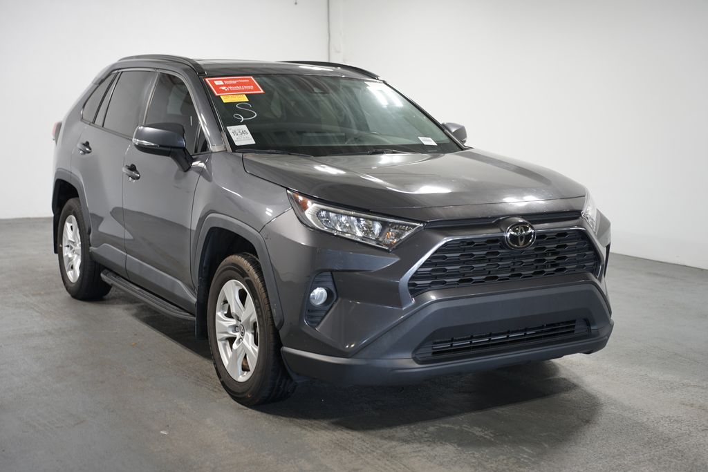 Thumbnail: 2021 Toyota RAV4 - 3