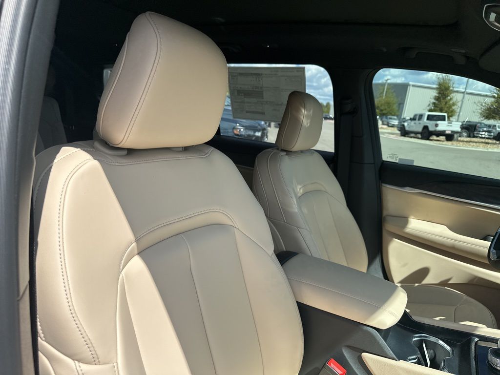 New Car 2025 Jeep Grand Cherokee L  Limited For Sale Under $50,000 In Austin, Texas
