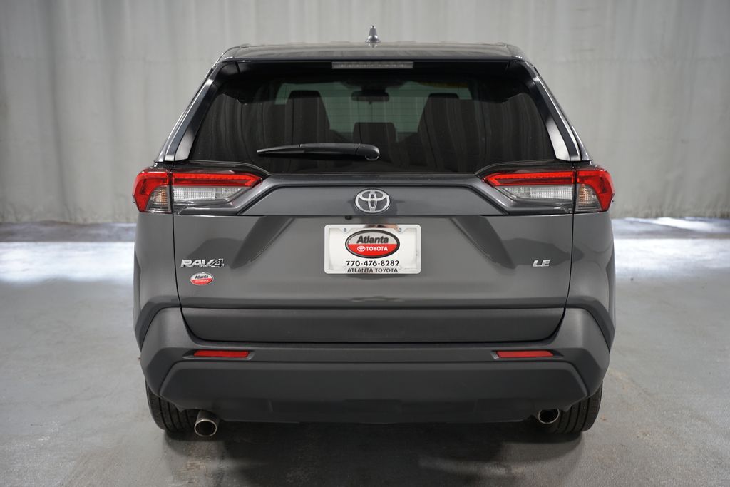 2023 Toyota RAV4 LE 7