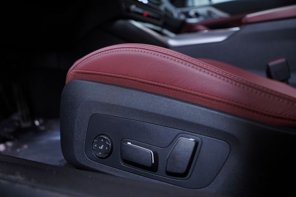 Thumbnail: 2026 BMW 4 Series - 17