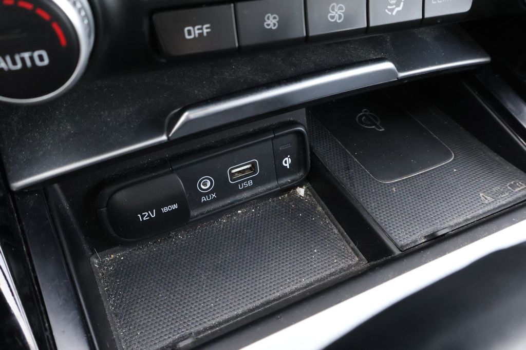 Thumbnail: 2021 Kia Stinger - 28