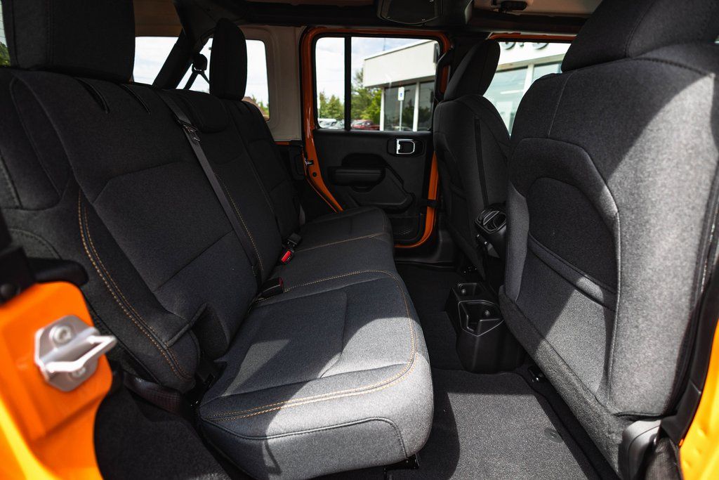 2025 Jeep Wrangler Sport S thumbnail 29