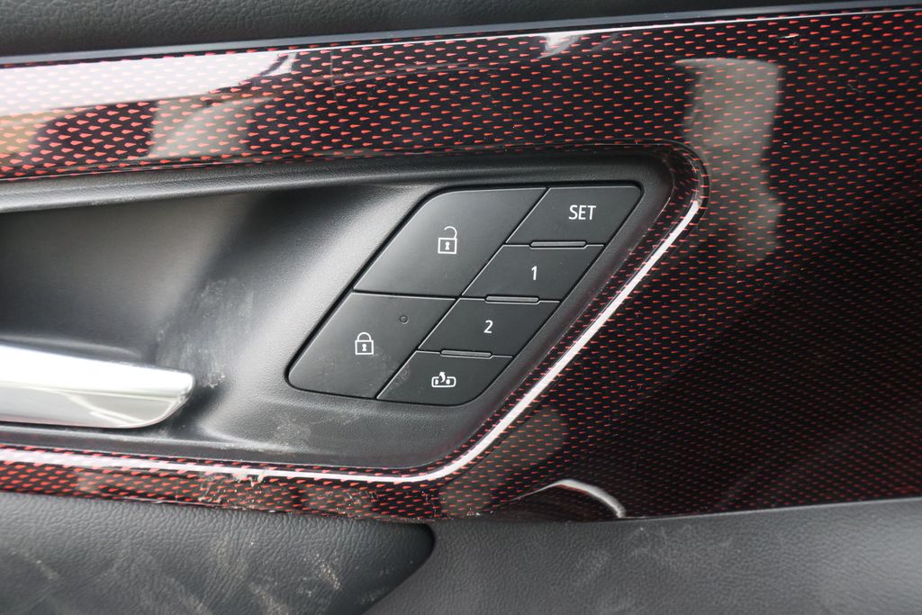 Thumbnail: 2026 Chevrolet Traverse - 18