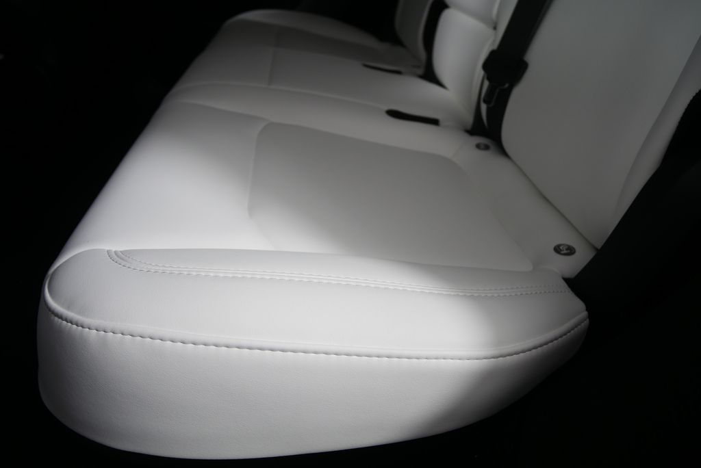 2024 Tesla Model Y Performance 16