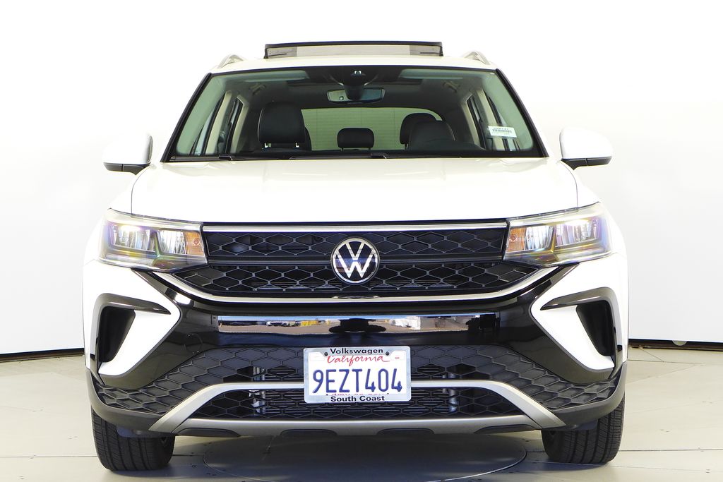 Thumbnail: 2023 Volkswagen Taos - 3