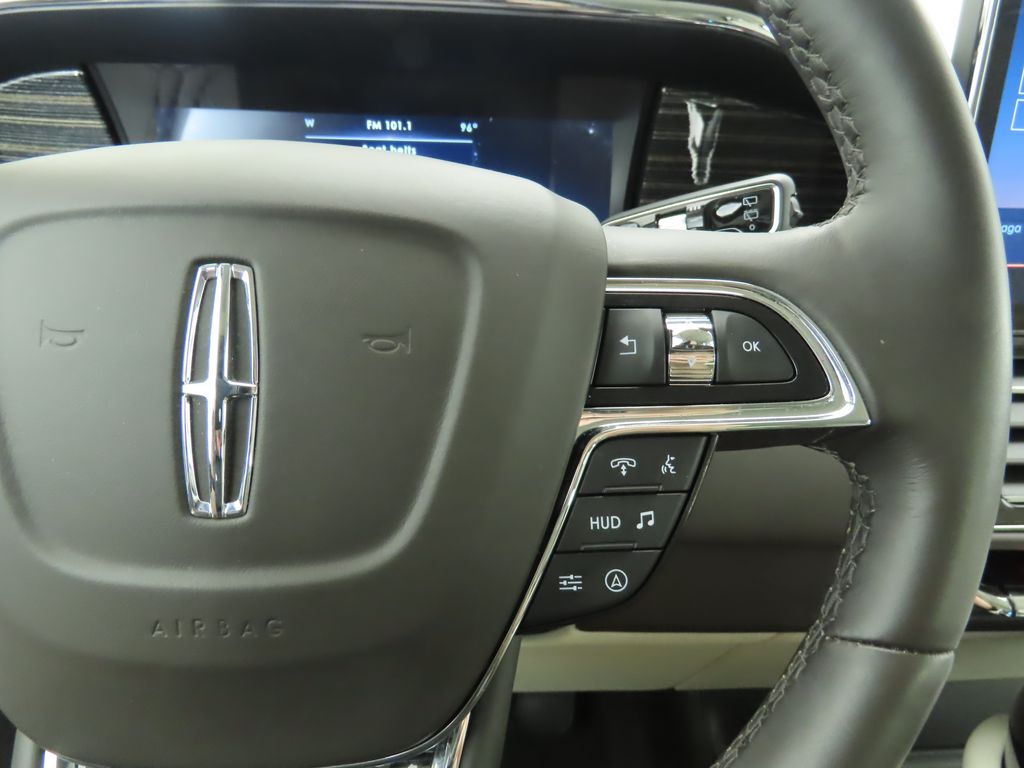 2024 Lincoln Navigator Black Label 12