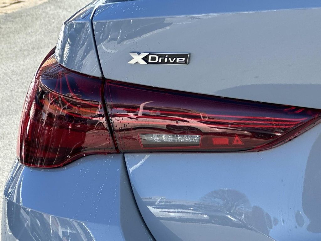 Thumbnail: 2025 BMW 4 Series - 12