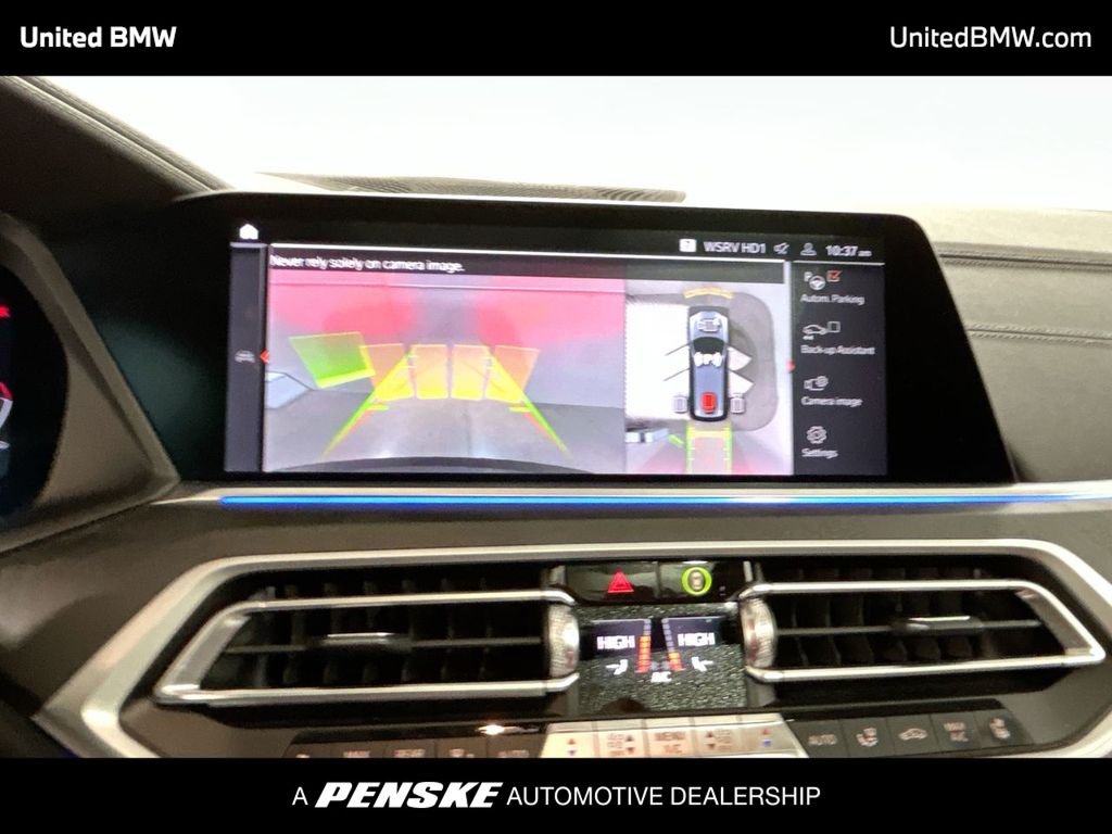 Thumbnail: 2022 BMW X7 - 17