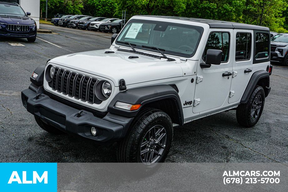 Used 2025 White Jeep Sport S image 17