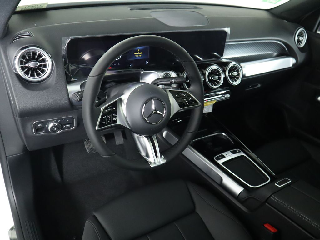 2024 Mercedes-Benz EQB 250+ 10