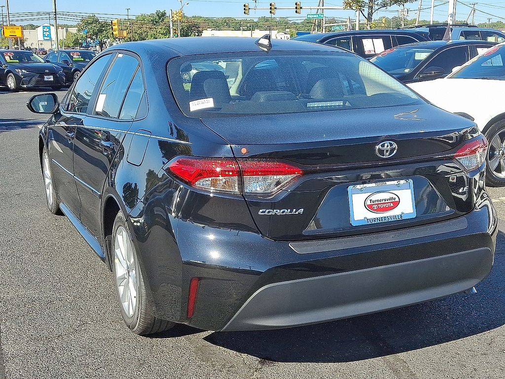 Thumbnail: 2026 Toyota Corolla - 3