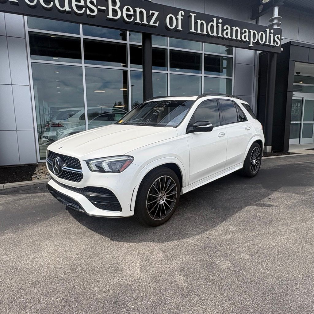 Used 2020 Diamond White Mercedes-Benz GLE 450 image 2