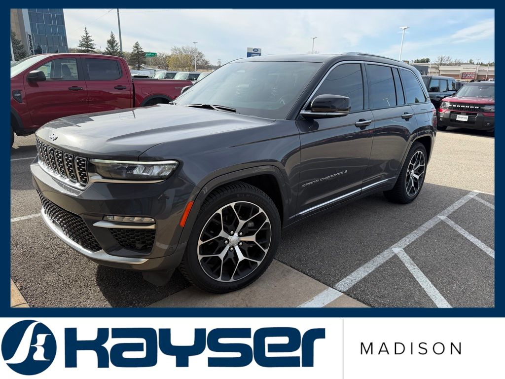 2023 Jeep Grand Cherokee Summit Reserve
