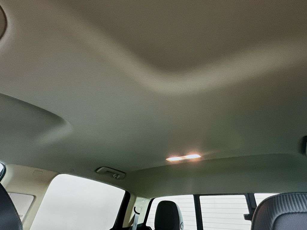 Used 2021 Beige GMC AT4 w/Cloth image 21