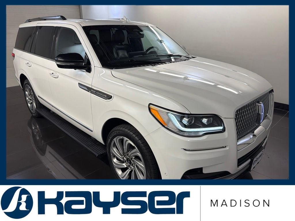 2022 Lincoln Navigator Reserve