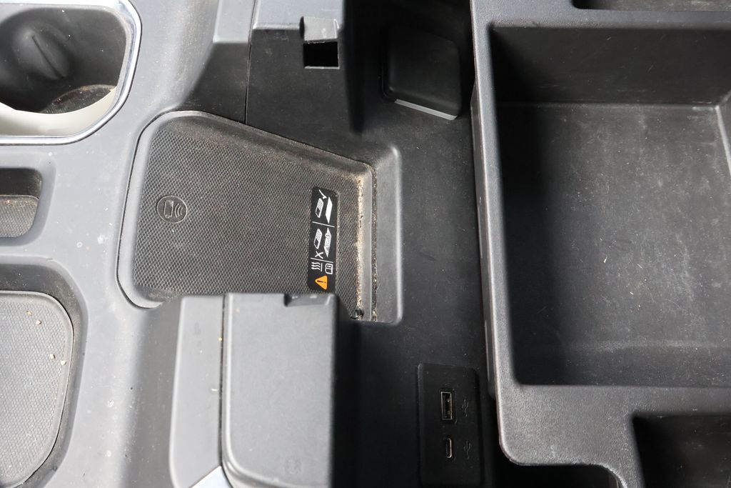 Thumbnail: 2022 Chevrolet Silverado 1500 - 29