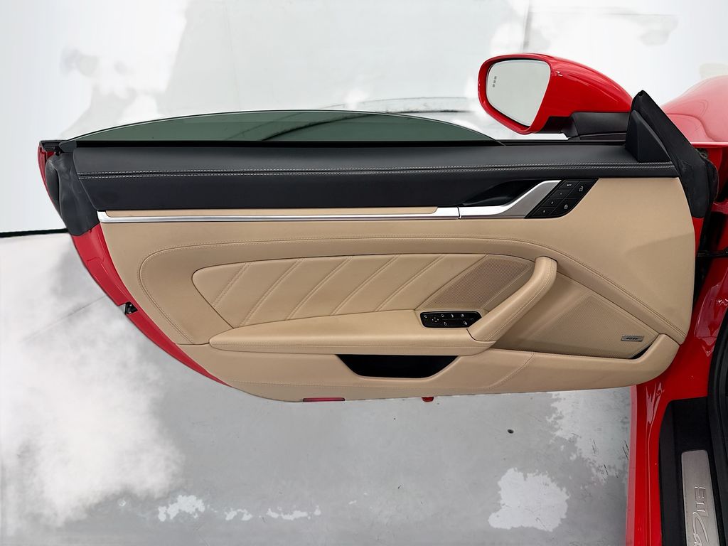 Thumbnail: 2022 Porsche 911 - 30