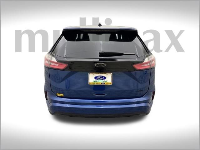 2024 Ford Edge SE photo 11