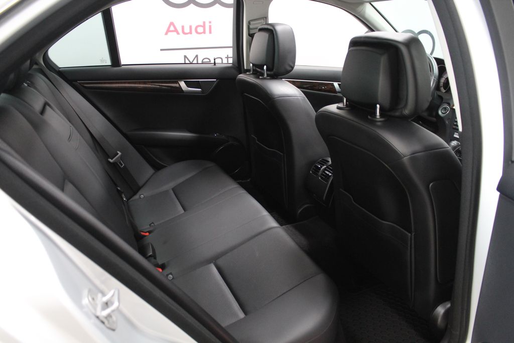Thumbnail: 2012 Mercedes-Benz C-Class - 27