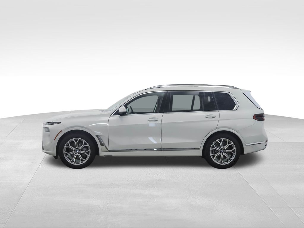 Thumbnail: 2026 BMW X7 - 3