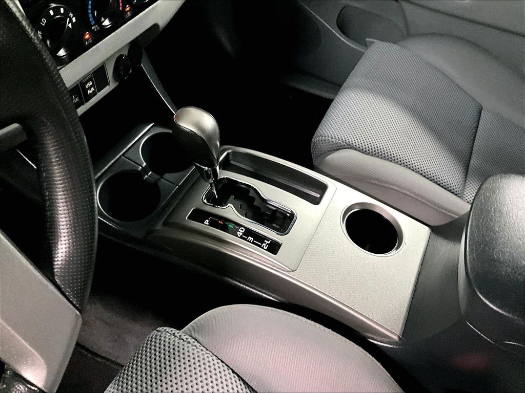 2013 Toyota Tacoma — photo 20