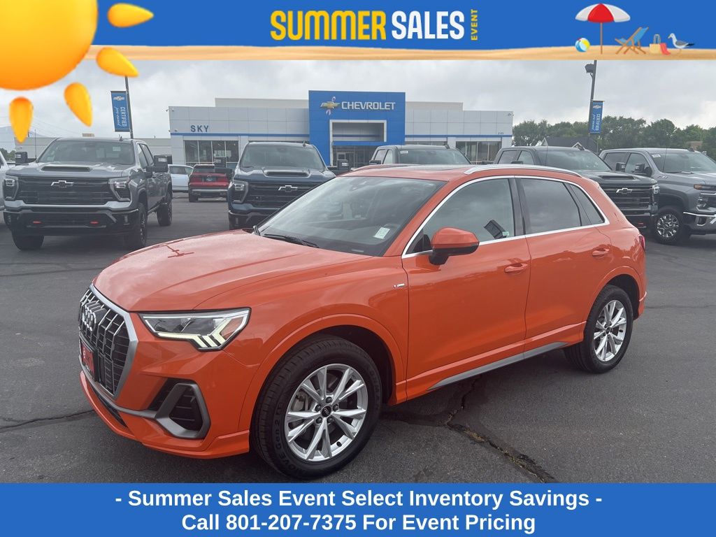 2023 Audi Q3 quattro Premium S Line 45 TFSI