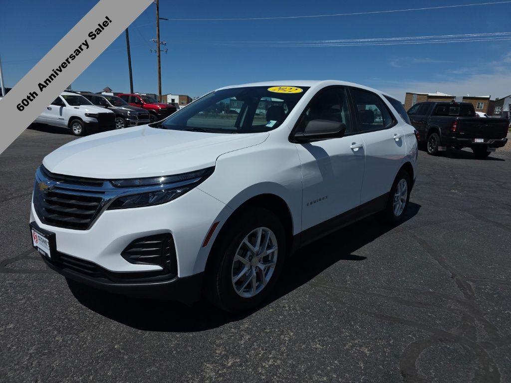 Summit White 2022 Chevrolet Equinox SUV / Crossover Four-Wheel Drive 6-Speed Automatic Overdrive